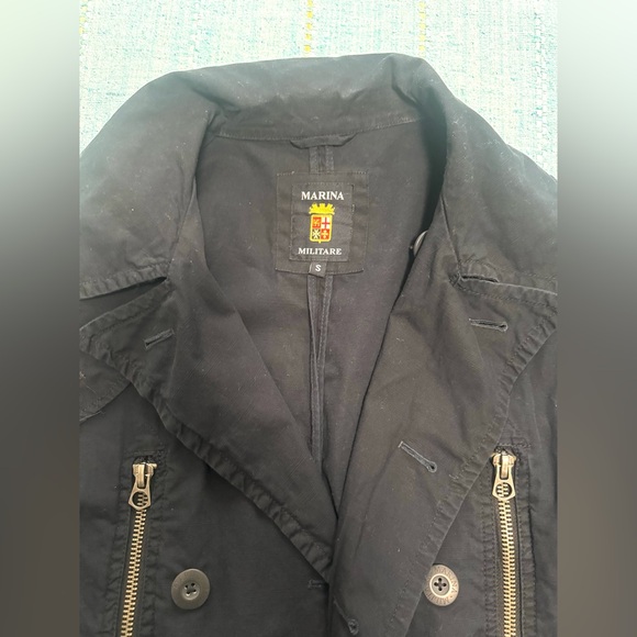 Military style peacoat light weight jacket in  S .. will fit medium easily. - Picture 3 of 4
